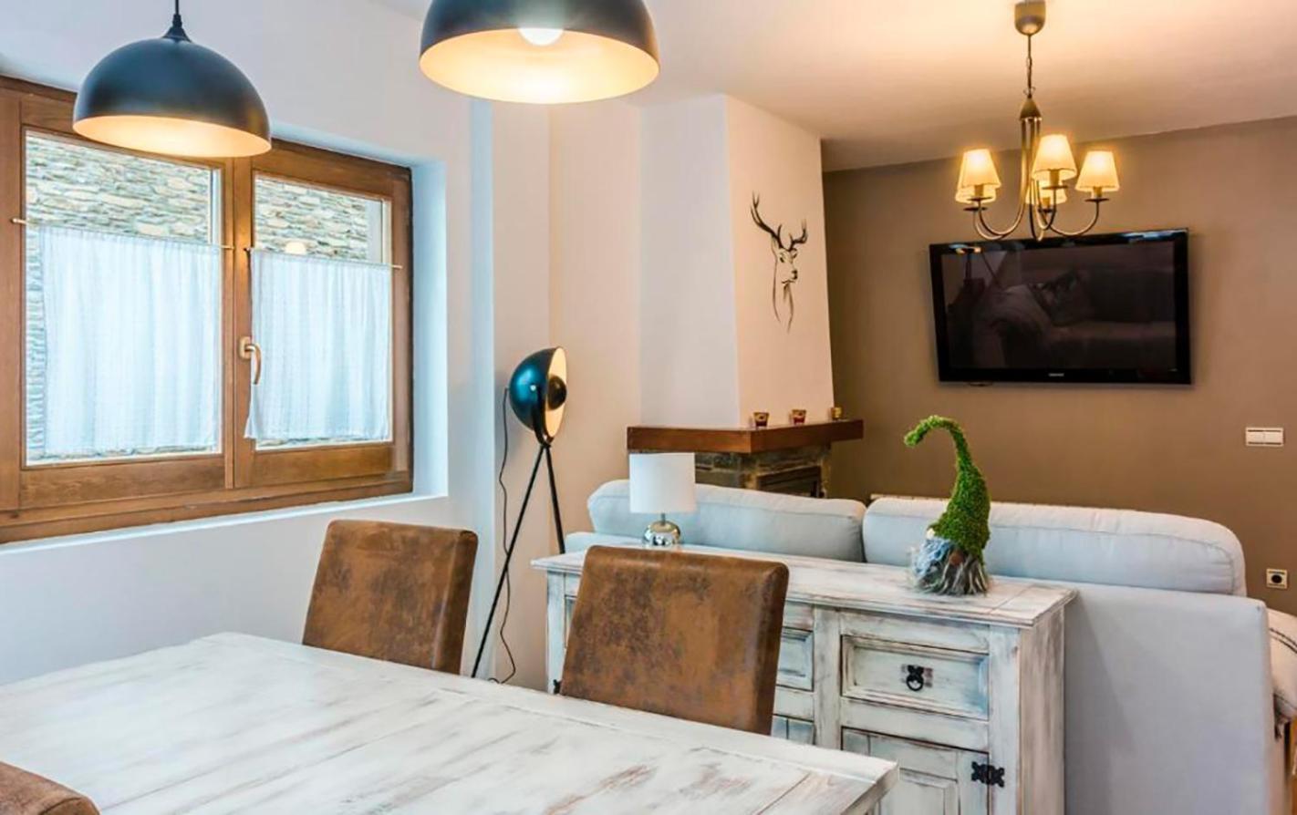 Apartamento A 15 Minutos De Baqueira Les Bordes Bagian luar foto