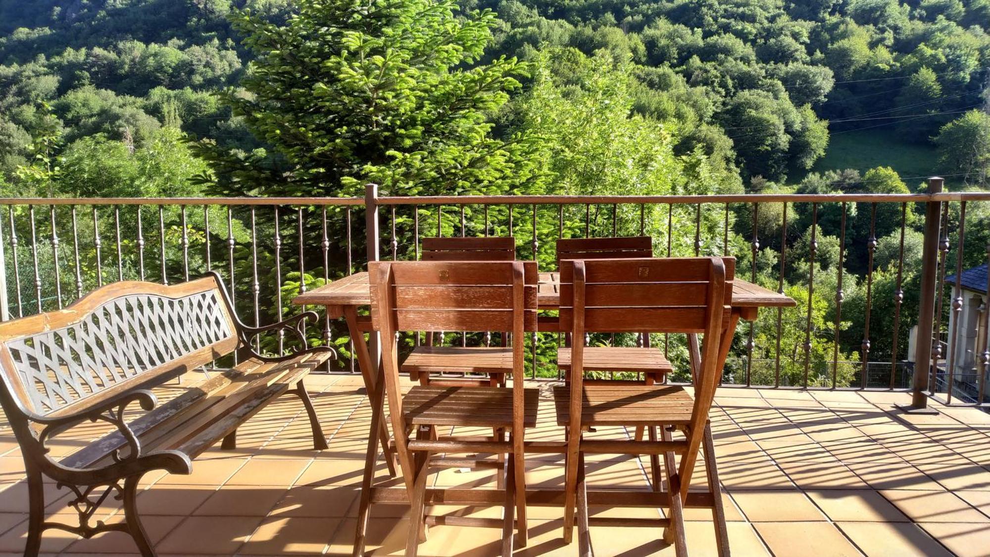 Apartamento A 15 Minutos De Baqueira Les Bordes Bagian luar foto